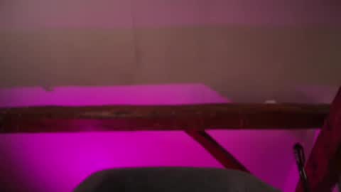 Triton online show from September 2025 01:30:01 AM