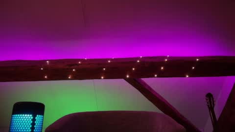 Snapshot of tritonspace chatting on April 2026 11:29:02 PM Triton online show from April 2026 11:29:02 PM