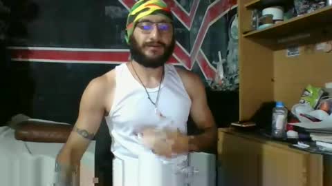 Snapshot of trizquelmen chatting on December 2024 01:58:02 AM Andrew online show from December 2024 01:58:02 AM