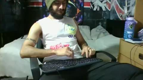 Snapshot of trizquelmen chatting on March 2025 12:05:02 AM Andrew online show from March 2025 12:05:02 AM