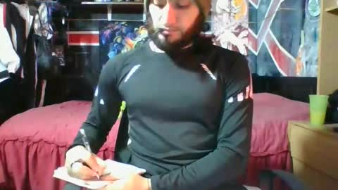 Snapshot of trizquelmen chatting on October 2025 02:41:02 PM Andrew online show from October 2025 02:41:02 PM