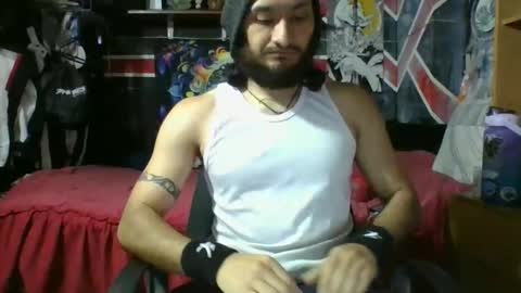 Snapshot of trizquelmen chatting on November 2025 10:52:01 PM Andrew online show from November 2025 10:52:01 PM