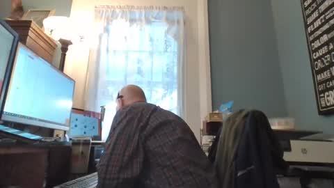 Snapshot of trodgers136 chatting on February 2025 12:55:02 PM TRodgers online show from February 2025 12:55:02 PM