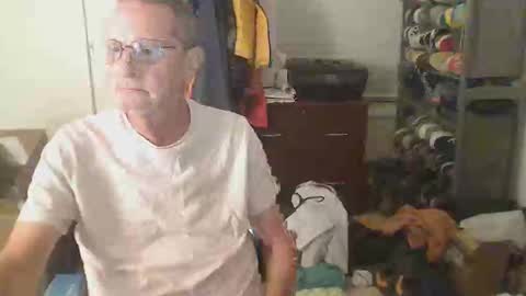 Snapshot of troffer1020 chatting on June 2026 03:51:02 AM Troffer online show from June 2026 03:51:02 AM