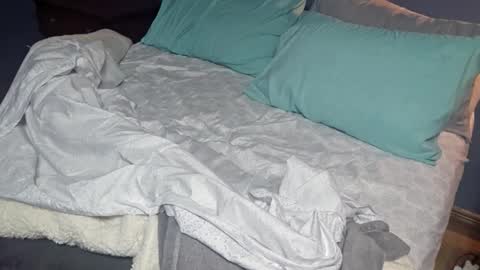 Snapshot of trojanswingers chatting on March 2026 03:43:01 AM trojanswingers online show from March 2026 03:43:01 AM