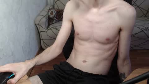 I POST MY FUCKING VIDEOS AND PICS    online show from December 2025 04:18:02 AM