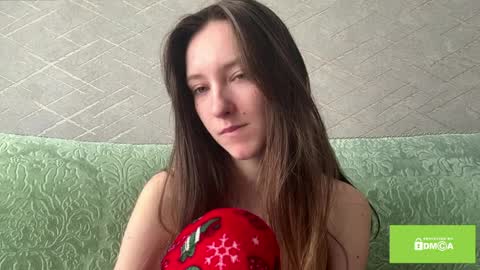 Snapshot of troybailly chatting on March 2026 08:58:02 AM Hello Viola here Help me to make 50 thumbs up 333 online show from March 2026 08:58:02 AM