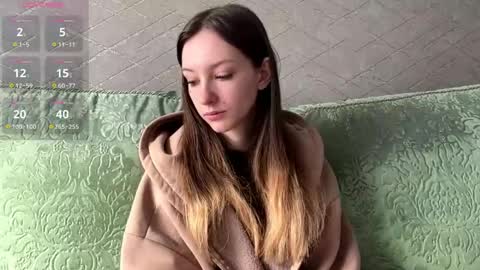 Snapshot of troybailly chatting on April 2026 05:14:01 AM Hello Viola here Help me to make 50 thumbs up 333 online show from April 2026 05:14:01 AM