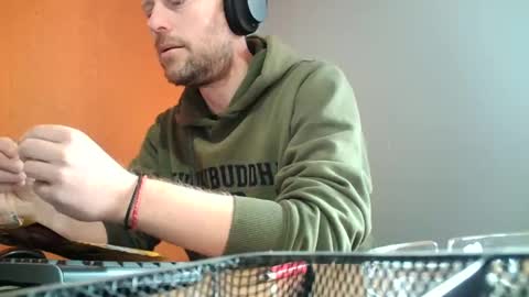 truble_78 online show from February 2025 10:01:02 AM