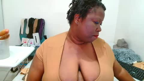 TrueBella30 online show from October 2025 08:26:02 AM