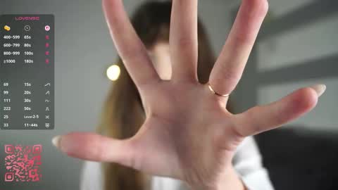 Grace online show from September 2025 08:54:01 PM