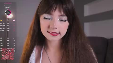 Grace online show from October 2025 07:47:02 PM