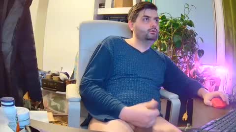 Trustmelove online show from January 2025 06:22:02 AM