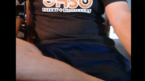 Snapshot of trvler72 chatting on April 2026 11:18:01 PM trvler72 online show from April 2026 11:18:01 PM