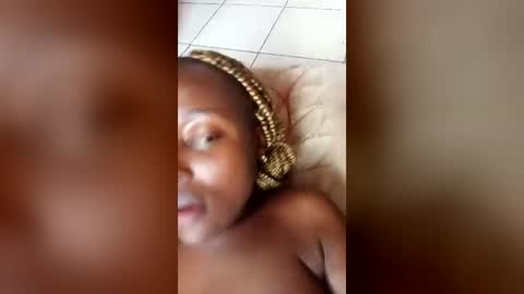 Snapshot of trysha_babe chatting on June 2026 09:51:02 AM Pauline online show from June 2026 09:51:02 AM