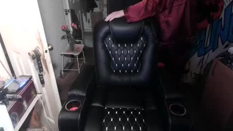 Snapshot of ts_anne chatting on April 2026 06:18:01 AM Anne online show from April 2026 06:18:01 AM