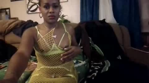 Snapshot of ts_britt chatting on December 2025 09:29:02 AM ts_britt online show from December 2025 09:29:02 AM