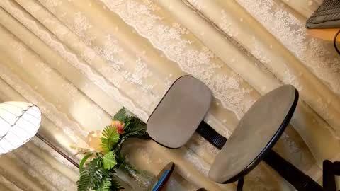 Chloe online show from November 2025 06:04:02 AM