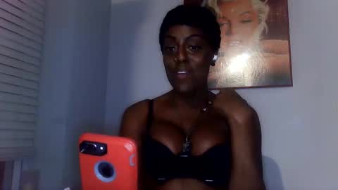 Amber White online show from January 2025 07:57:01 AM