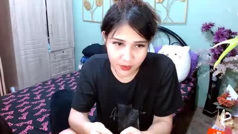 Snapshot of tsempress chatting on January 2025 06:35:01 PM SHENA online show from January 2025 06:35:01 PM