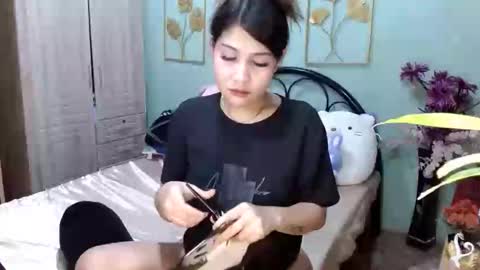 Snapshot of tsempress chatting on January 2025 11:24:01 AM SHENA online show from January 2025 11:24:01 AM