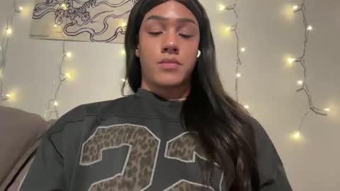 tsj777 online show from March 2026 08:37:01 PM