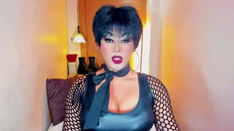 Nicoleeee online show from April 2026 05:19:02 PM