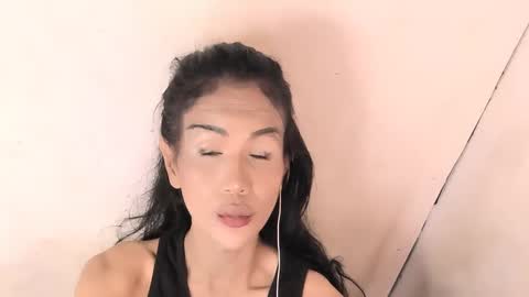 Snapshot of tsmanika chatting on January 2025 11:07:01 AM MA NI KA online show from January 2025 11:07:01 AM