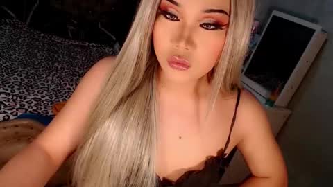 jayvie online show from October 2025 05:02:02 PM