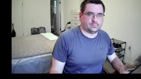 Snapshot of tstwbtsb chatting on May 2026 02:13:02 PM tstwbtsb online show from May 2026 02:13:02 PM