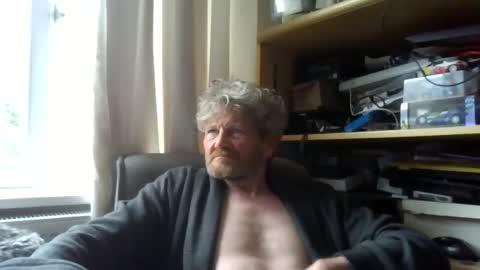 Snapshot of ttb2769 chatting on May 2026 06:40:02 AM ttb2769 online show from May 2026 06:40:02 AM