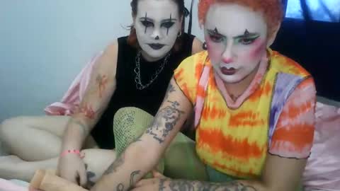 Nique online show from September 2025 07:39:02 PM