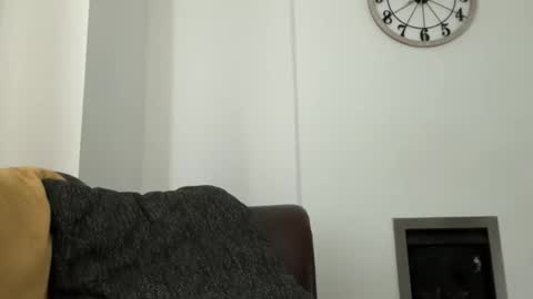 Snapshot of tuhands chatting on March 2026 10:22:01 AM Tuhands online show from March 2026 10:22:01 AM