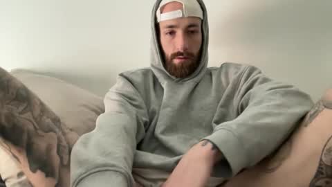 Snapshot of tuhands chatting on April 2026 08:15:02 AM Tuhands online show from April 2026 08:15:02 AM