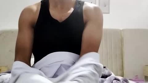 Snapshot of tunisiensexyguy chatting on December 2024 04:22:02 AM TunisienSexyGuy online show from December 2024 04:22:02 AM