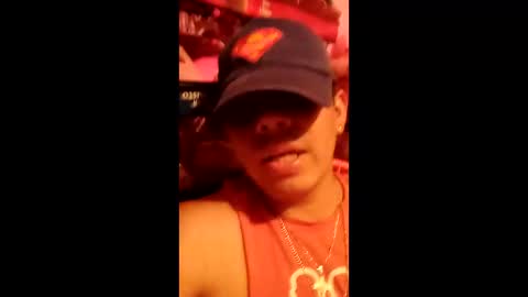 Snapshot of tusabes1999 chatting on April 2026 07:17:01 AM tusabes1999 online show from April 2026 07:17:01 AM