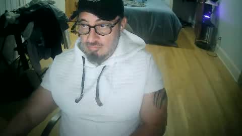 tuscan_taurus online show from November 2025 10:21:02 PM