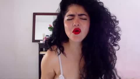 Snapshot of tuti_sex chatting on June 2026 01:13:01 PM tuti online show from June 2026 01:13:01 PM