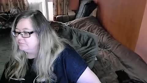 Lana online show from February 2025 04:07:01 AM