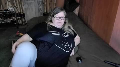 Lana online show from February 2025 06:36:02 PM