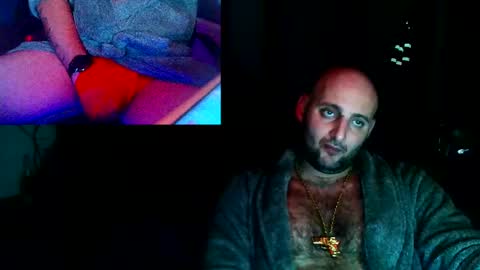 Snapshot of twardyidlugi chatting on December 2024 11:10:01 PM twardyidlugi online show from December 2024 11:10:01 PM