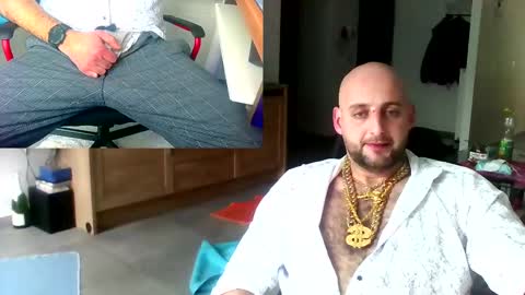 Snapshot of twardyidlugi chatting on December 2024 10:12:01 AM twardyidlugi online show from December 2024 10:12:01 AM