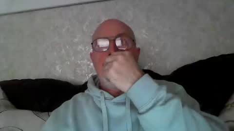 twatcockandballs online show from December 2024 07:18:01 PM