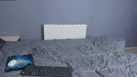 Snapshot of twelveeek chatting on November 2025 07:05:02 PM Angus online show from November 2025 07:05:02 PM