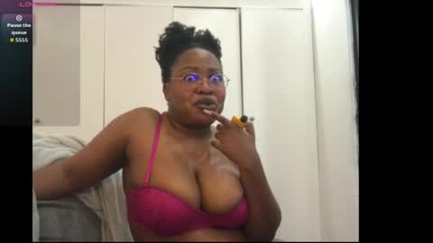 Twerking Temptress online show from June 2026 12:02:02 AM
