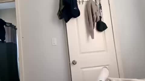 Snapshot of twest84 chatting on October 2025 09:58:02 PM twest84 online show from October 2025 09:58:02 PM