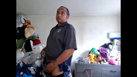 Snapshot of twest84 chatting on March 2026 01:32:02 AM twest84 online show from March 2026 01:32:02 AM