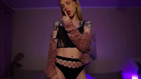 Maria 3 online show from September 2025 05:35:01 PM