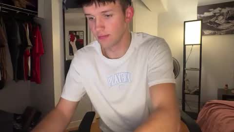 Snapshot of twink2048 chatting on December 2025 01:32:02 AM twink2048 online show from December 2025 01:32:02 AM