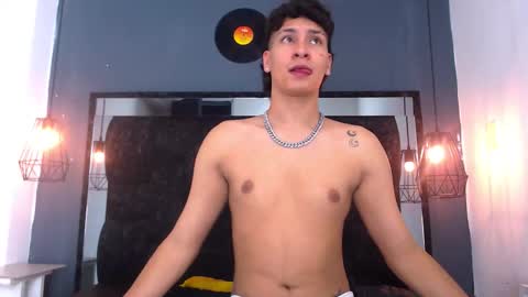 Snapshot of twink_bunny chatting on March 2026 02:06:01 AM samu online show from March 2026 02:06:01 AM
